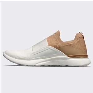 APL women’s size 8 tech loom sneaker